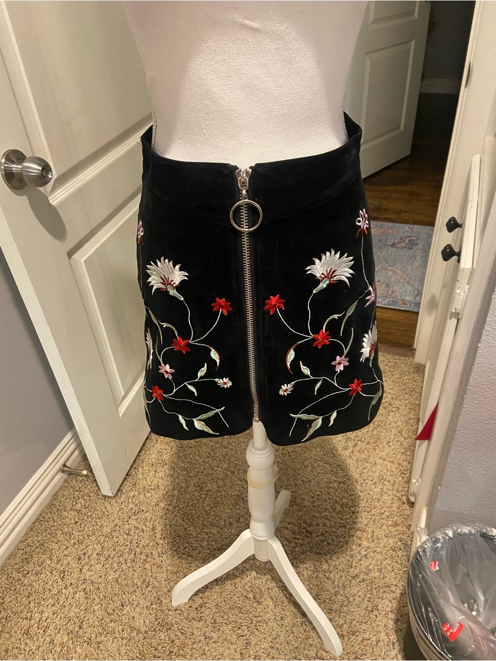 Black Embroidered Floral Zip-Front Mini Skirt